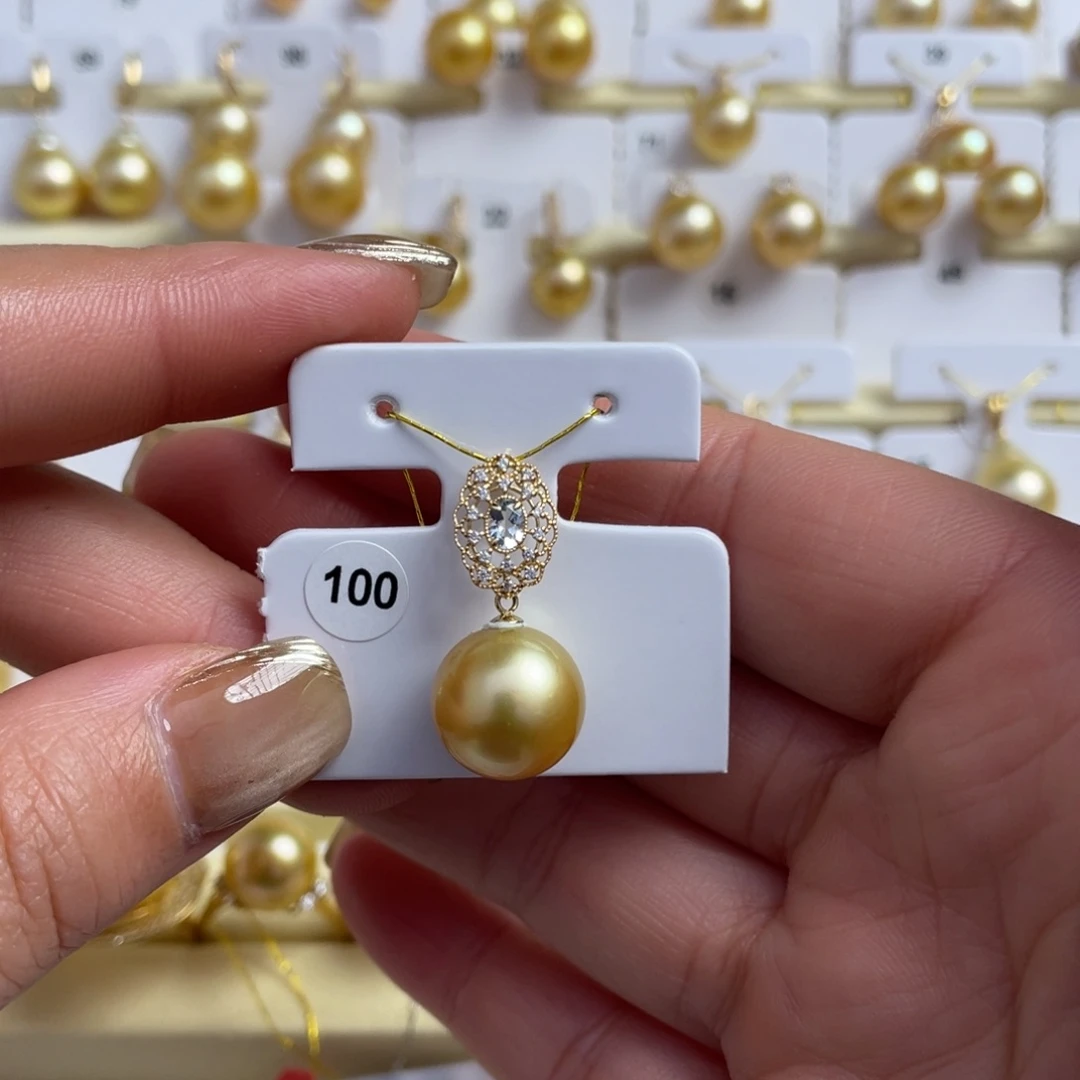 海水珍珠颈饰18K金镶嵌