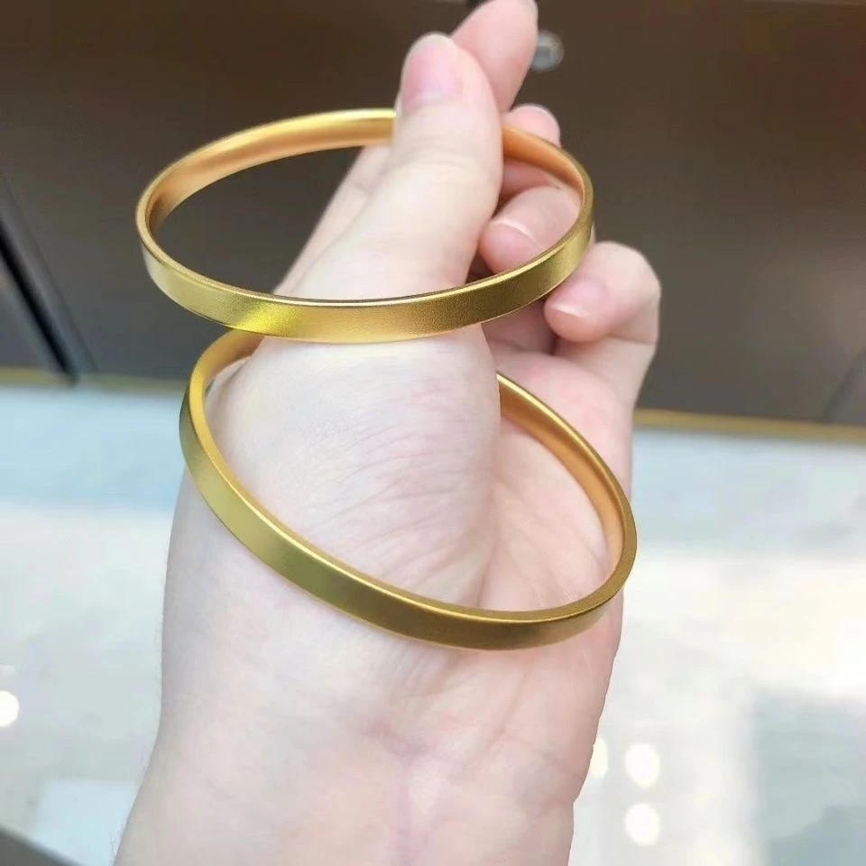 方形经典传承款式手镯多样性发货