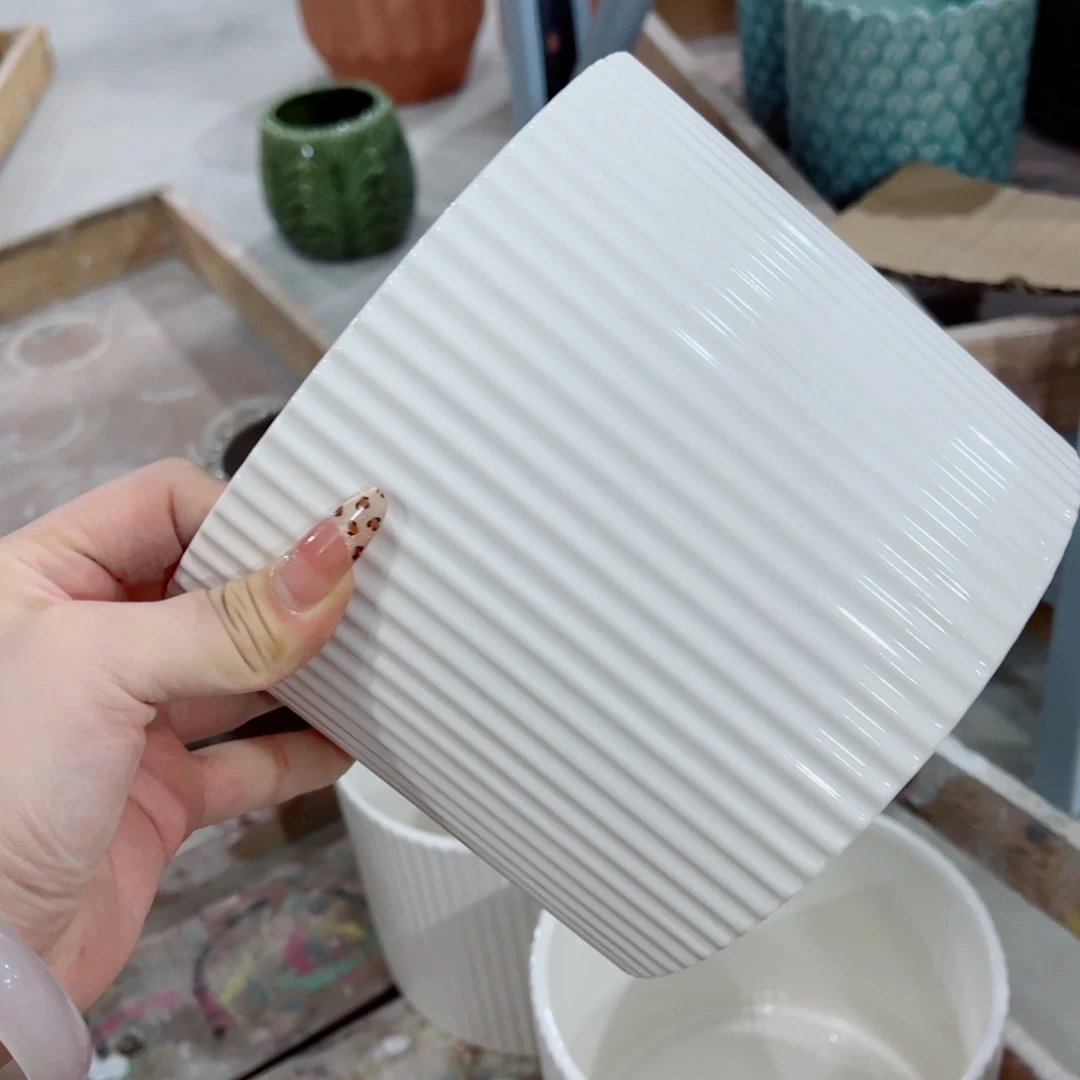 满10米包邮发货，默认打孔发货，不打孔联系客服备注。