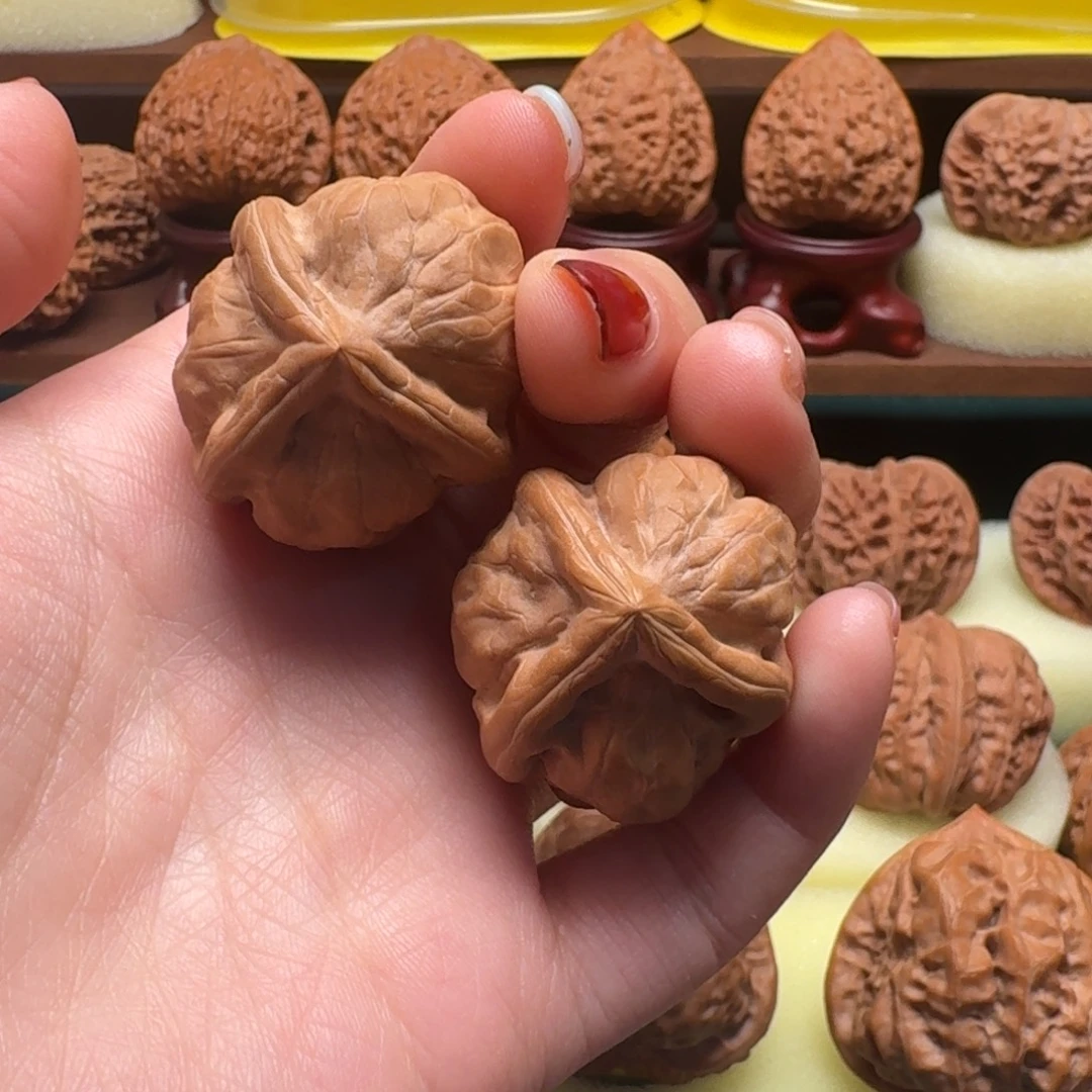 吊坠文玩核桃古蝉人丁兴旺