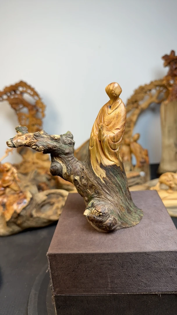 太行崖柏无相佛摆件工艺品手工雕刻送礼玄关装饰品