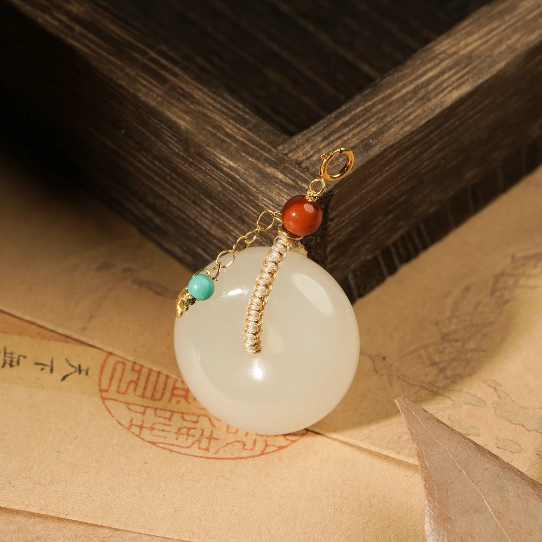 【18K】和田玉藕粉平安扣野牛沟吊坠文玩好物