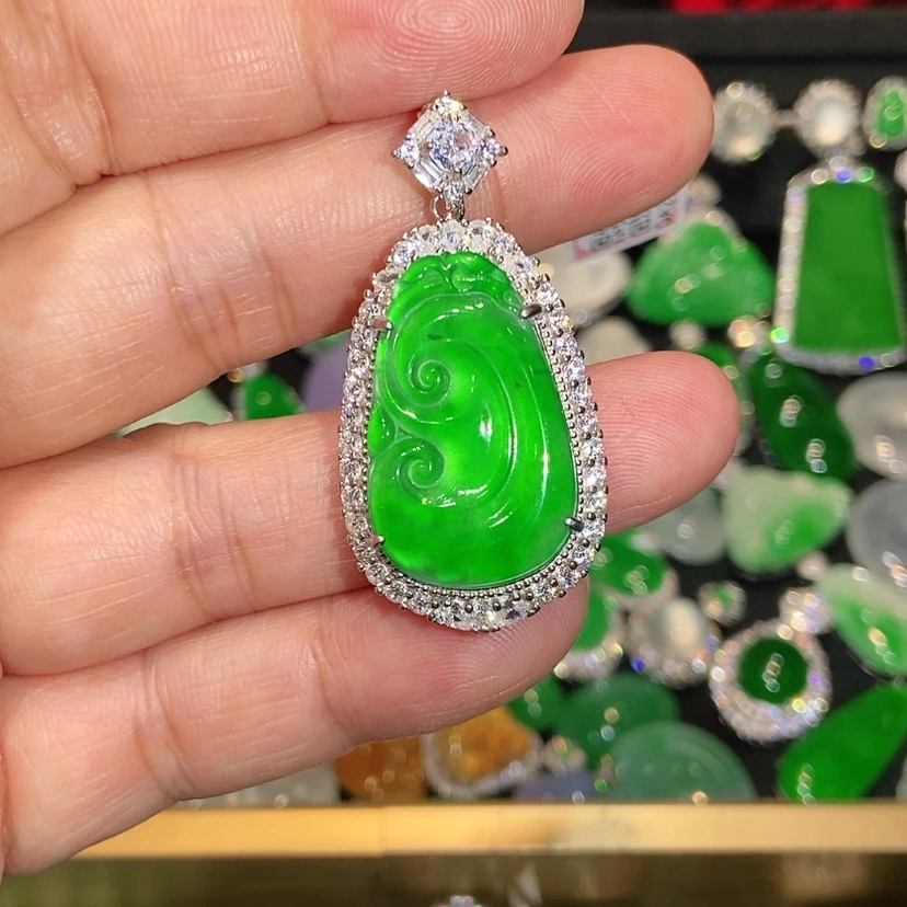 【闪购商品】颈饰未镶嵌翡翠天然翡翠