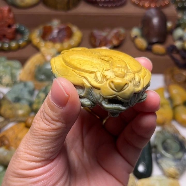 岫岩河磨玉（透闪石质玉）未镶嵌珠宝奇石