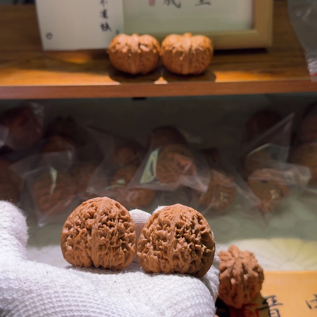 文玩核桃吊坠40南疆石三角