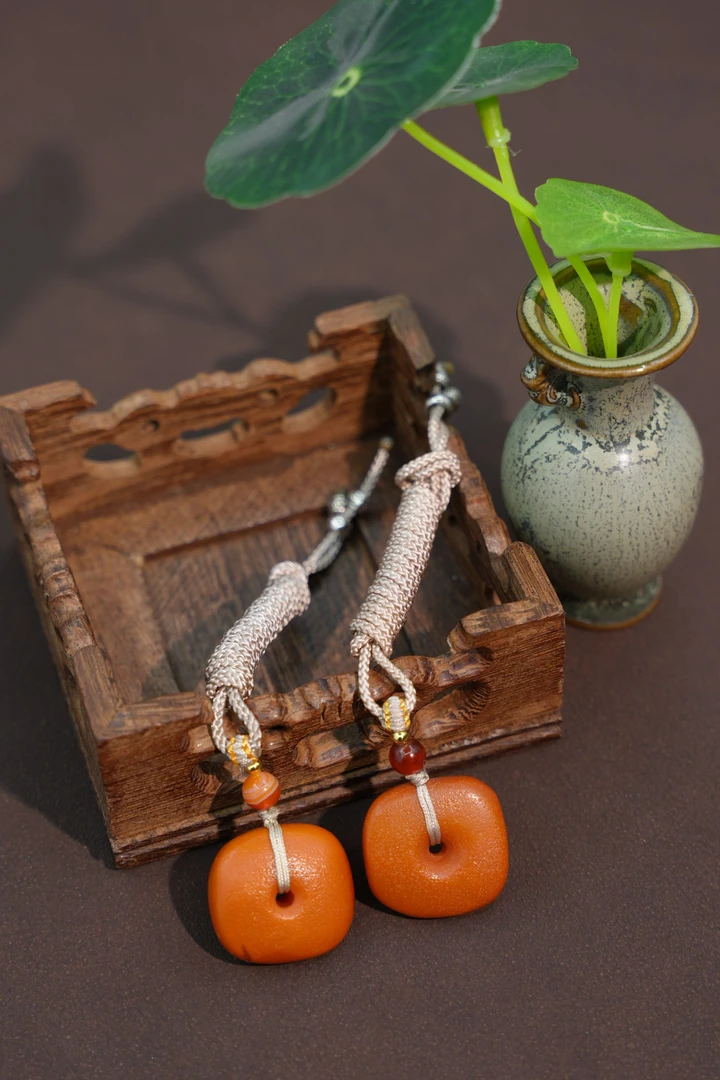 老蜡平安扣编绳吊坠多样性发一件JXH4321903