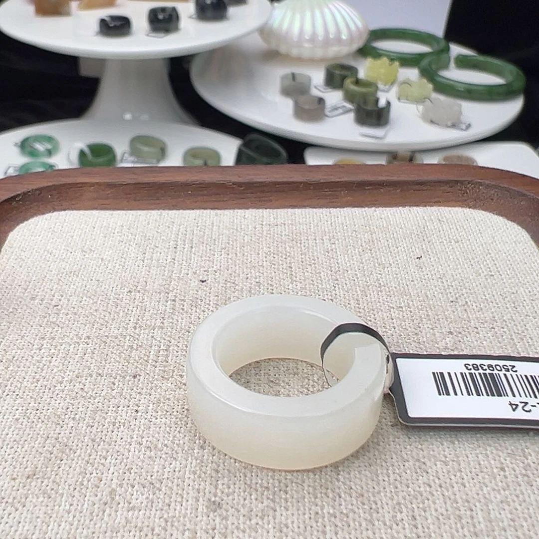 和田玉（糖玉）未镶嵌戒指T 50 月光白直切15.7不退换