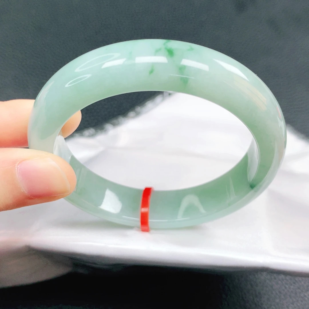 翡翠未镶嵌手镯53圈