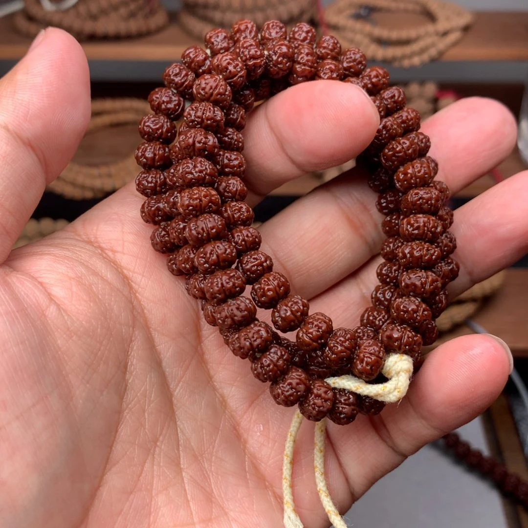 金刚菩提吊坠小**跑老树王