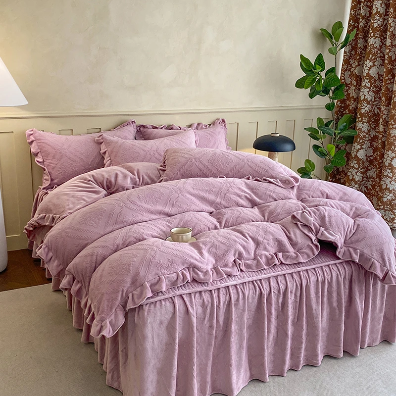 【夹棉床裙款】韩版雕花牛奶绒四件套加绒加厚被套荷叶边床品双面绒