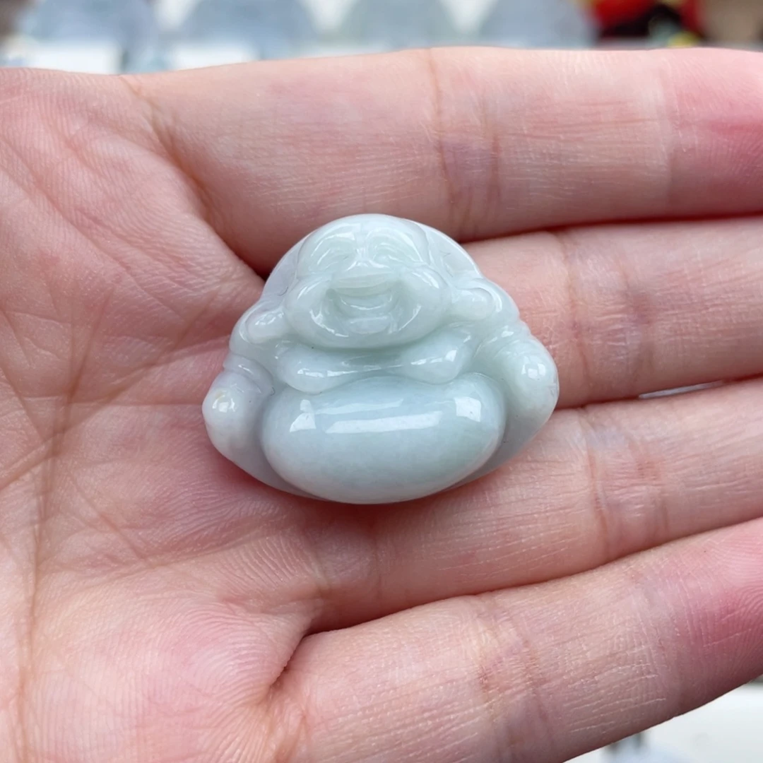 翡翠未镶嵌颈饰佛公