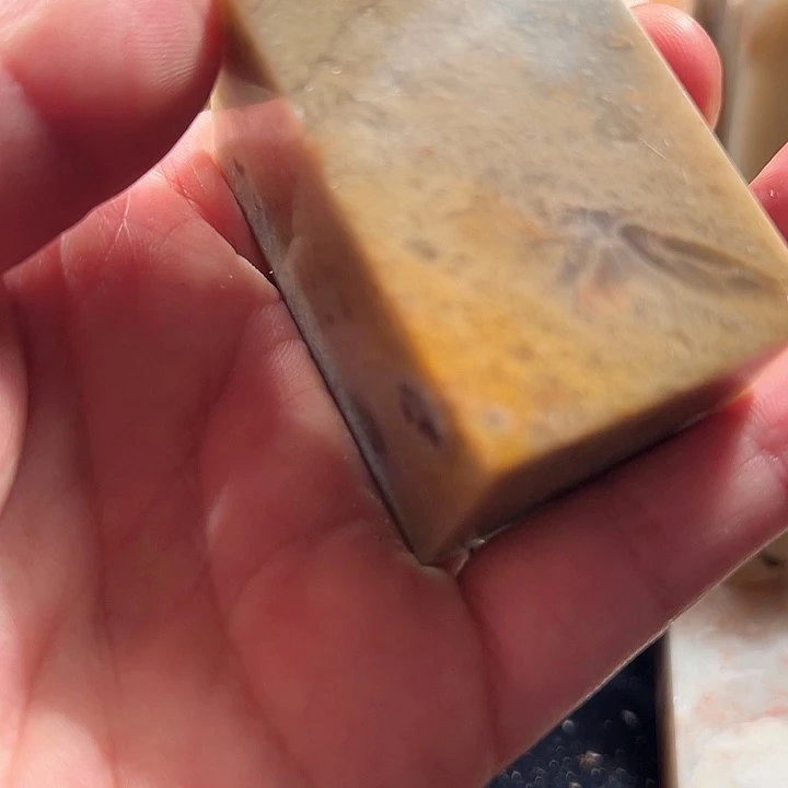 昌化石印石云****告昌化石印石墩子