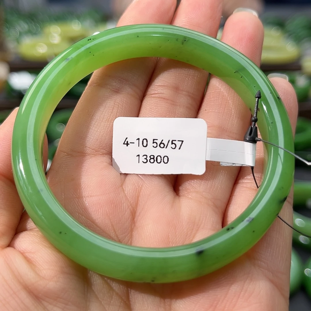 和田玉（碧玉）手镯未镶嵌