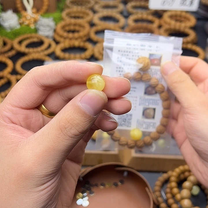 自***店猴头核桃吊坠配饰蜡