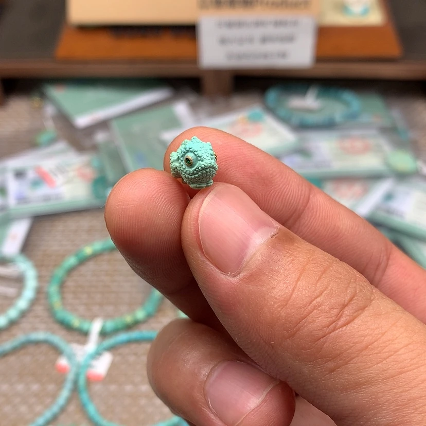 【闪购商品】绿松石未镶嵌颈饰10