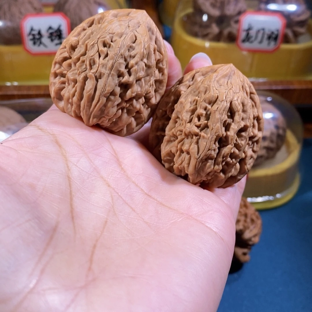 吊坠文玩核桃虎头王