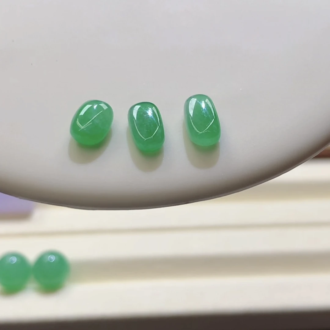【缅翠彩缘】天然缅甸翡翠A货冰阳绿超漏随行，任选其一