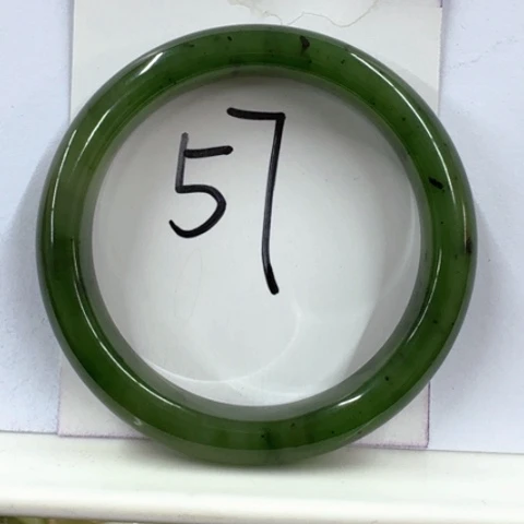 和田玉手镯未镶嵌曾*妈