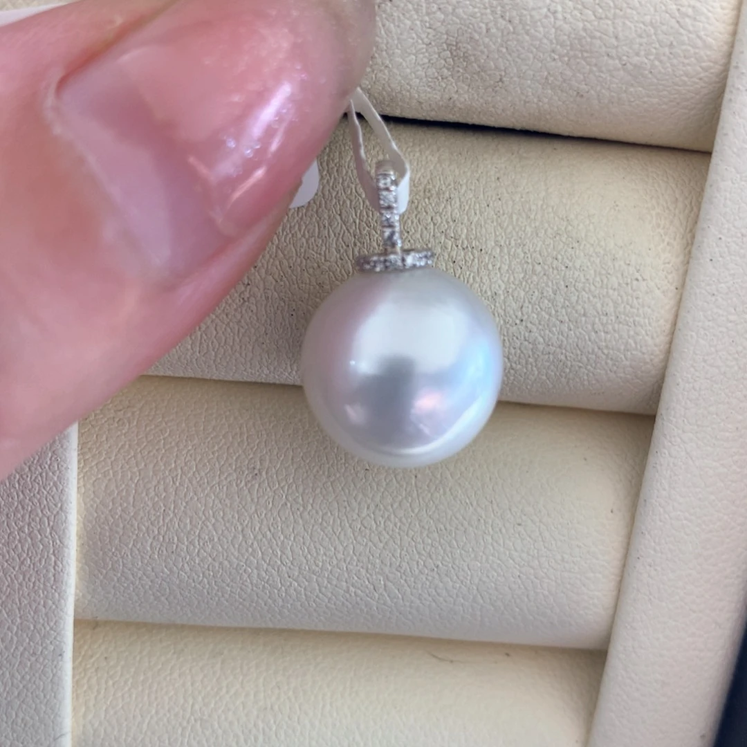 海水珍珠18K金镶嵌颈饰