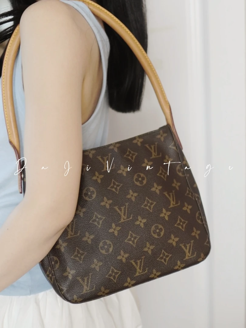 95新 LouisVuitton/路易威登 大吉中古/LV中号looping单肩包