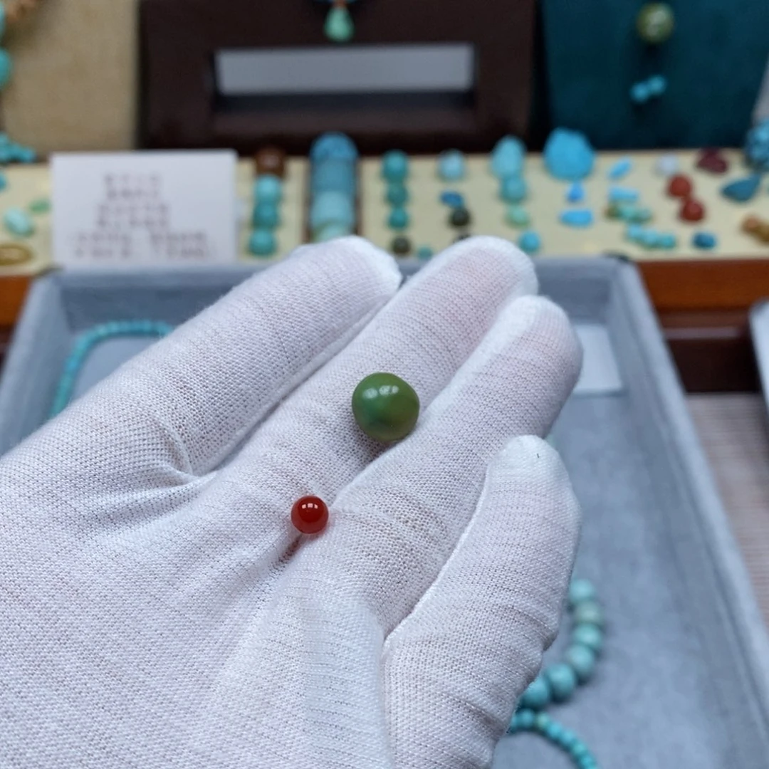 未镶嵌配饰南红玛瑙