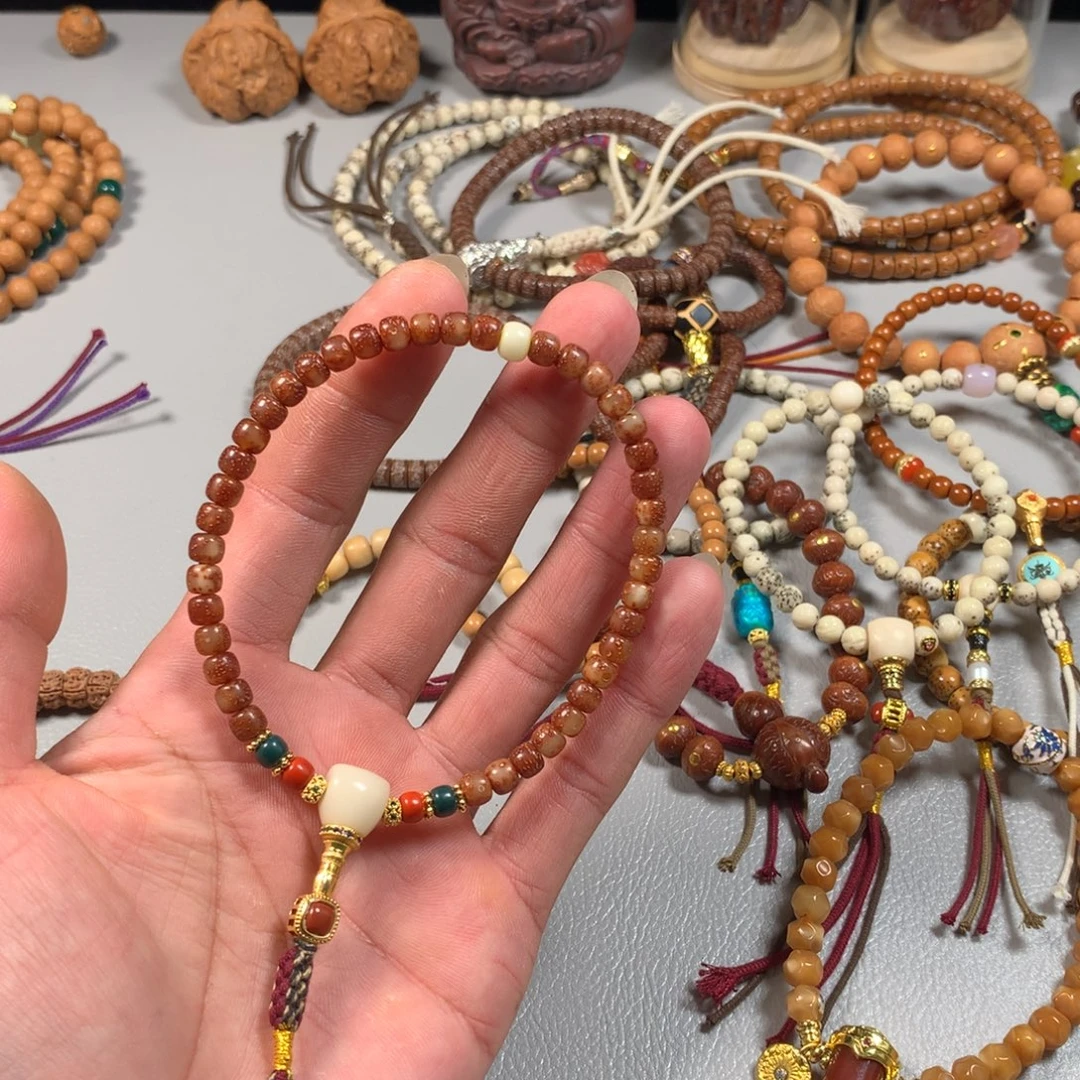 吊坠星月菩提。。。。。。。。。。