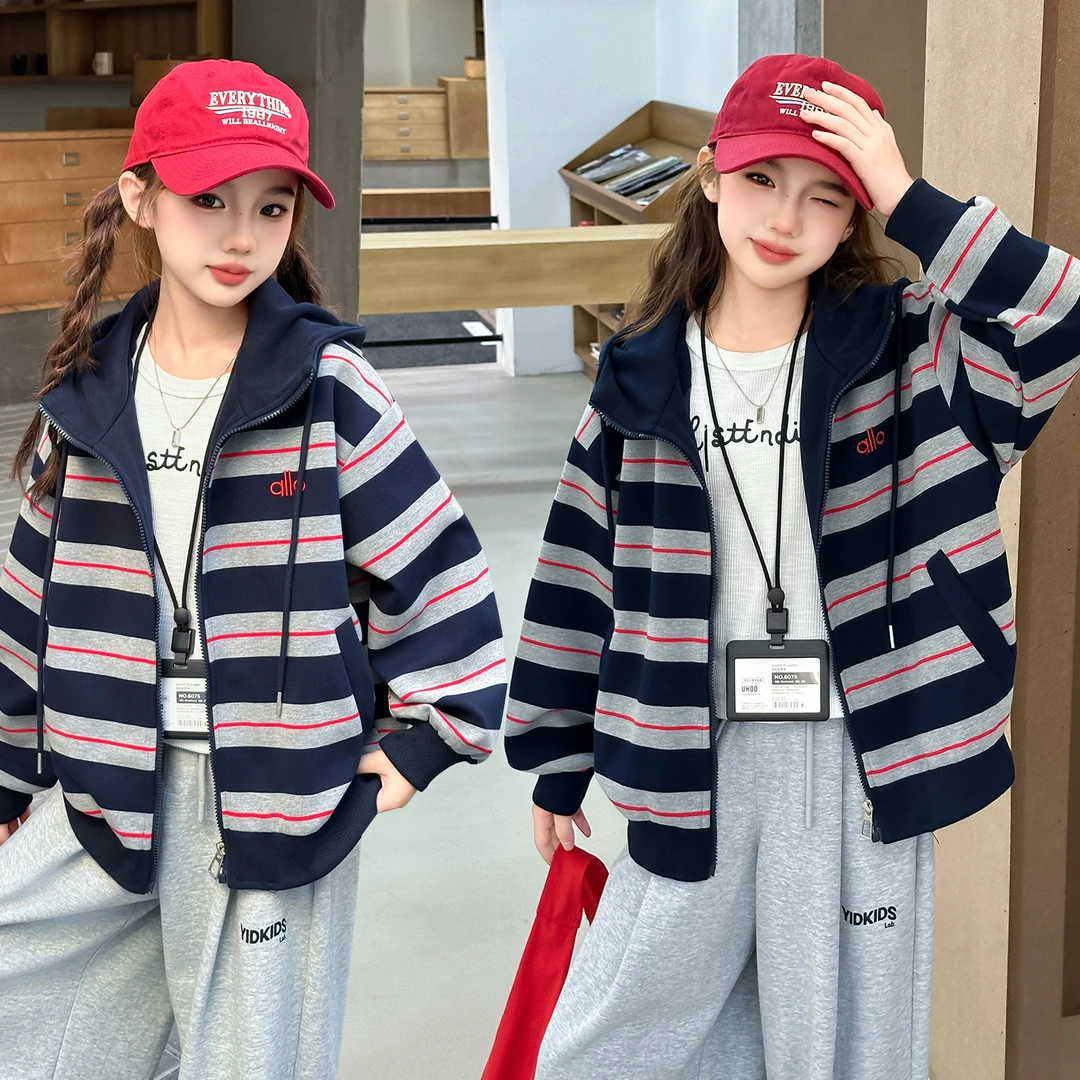 女童秋季时尚洋气条纹刺绣外套2025新款中大女童潮范宽松拉链衫潮