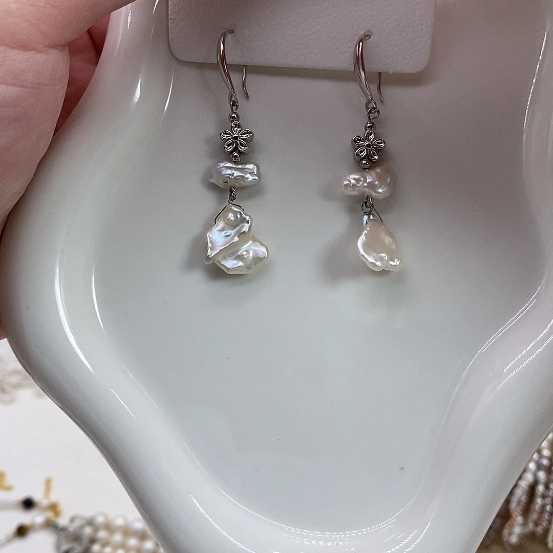 银S925镶嵌淡水珍珠耳饰