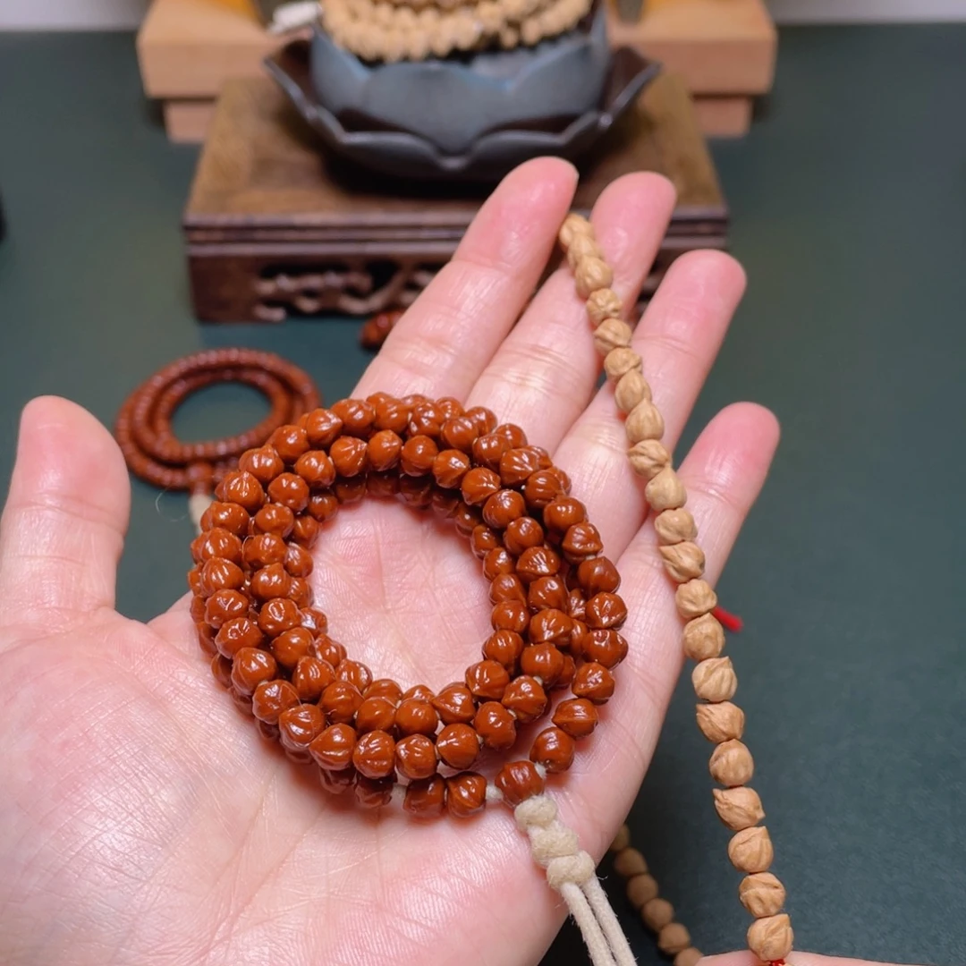 柏香籽/百香籽吊坠报喜鸟