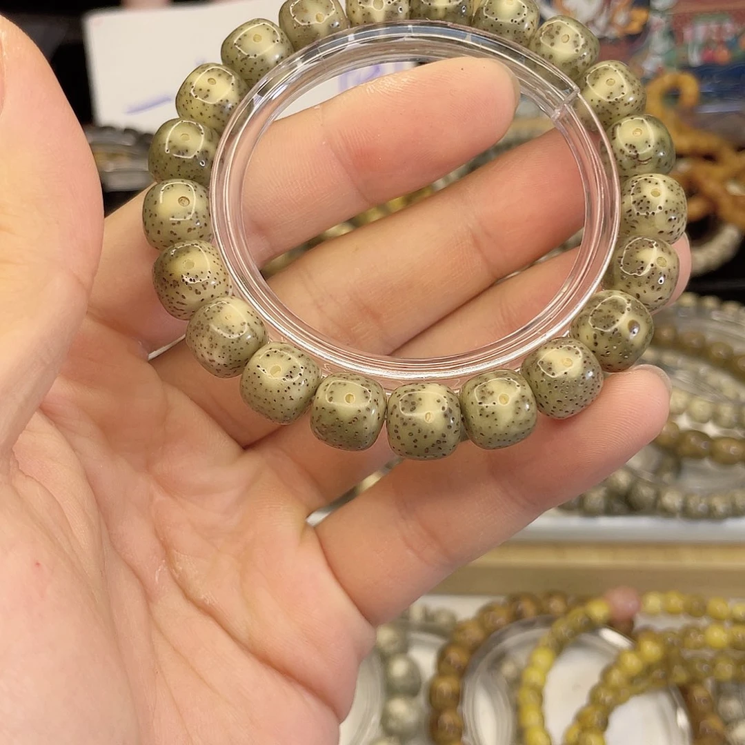 吊坠星月菩提4221