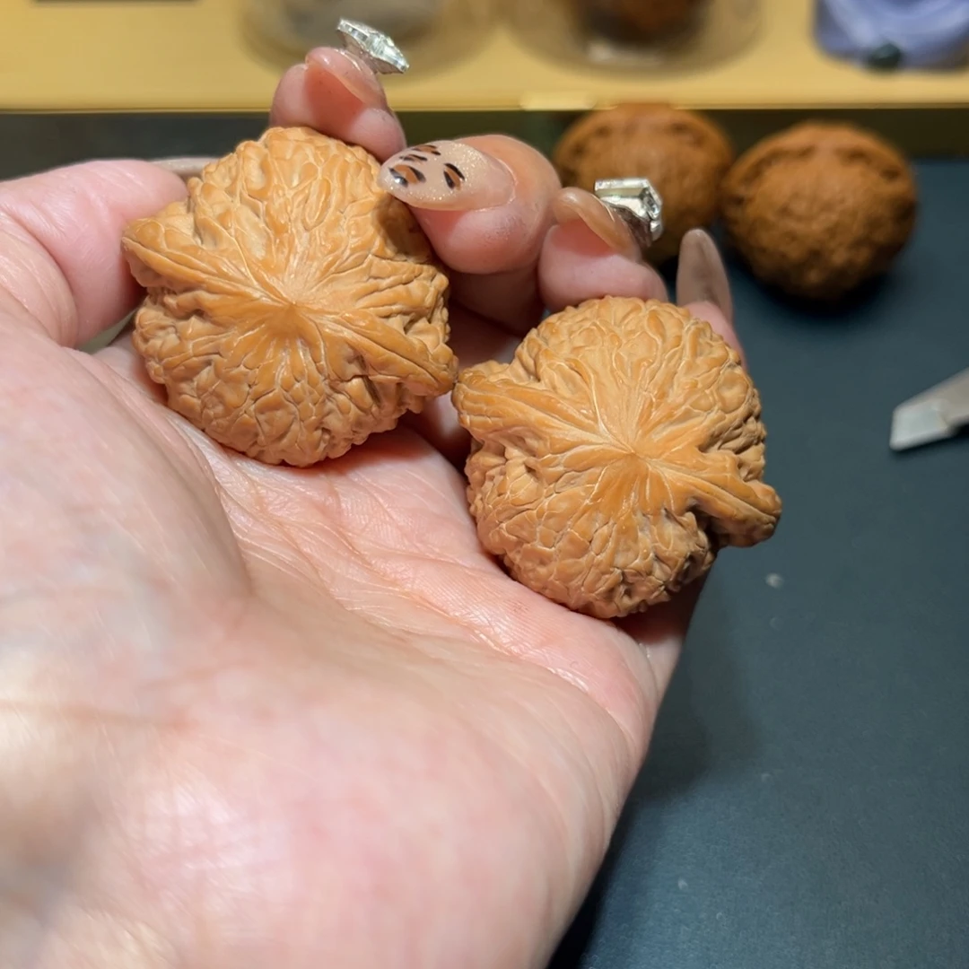 文玩核桃吊坠铁锤39