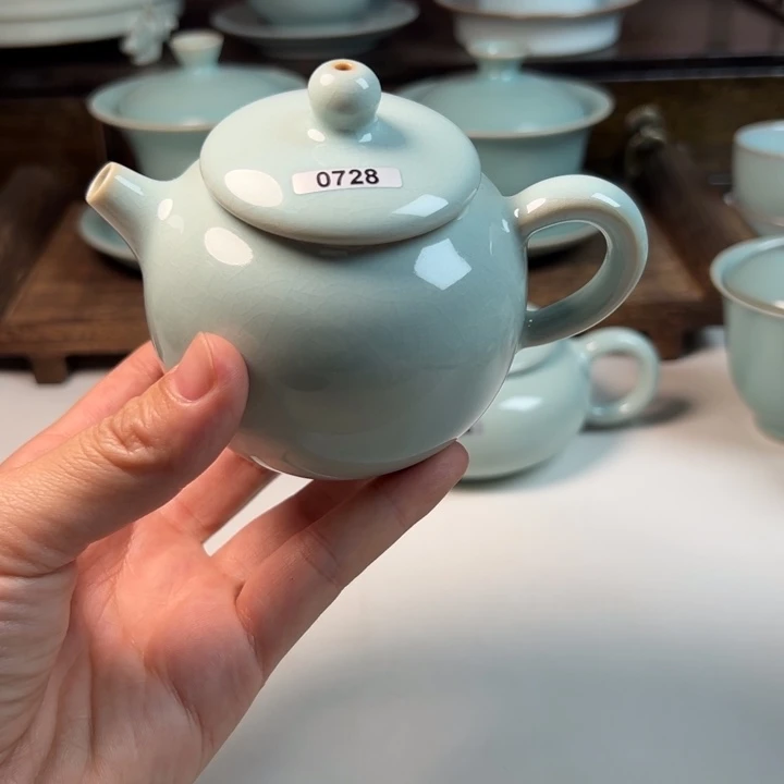 瓷片哈哈哈哈哈哈哈哈哈哈