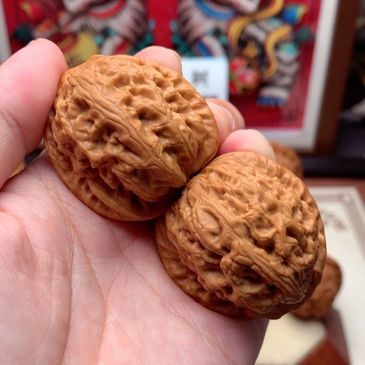 文玩核桃把件?**贵红锦鲤全品  1号