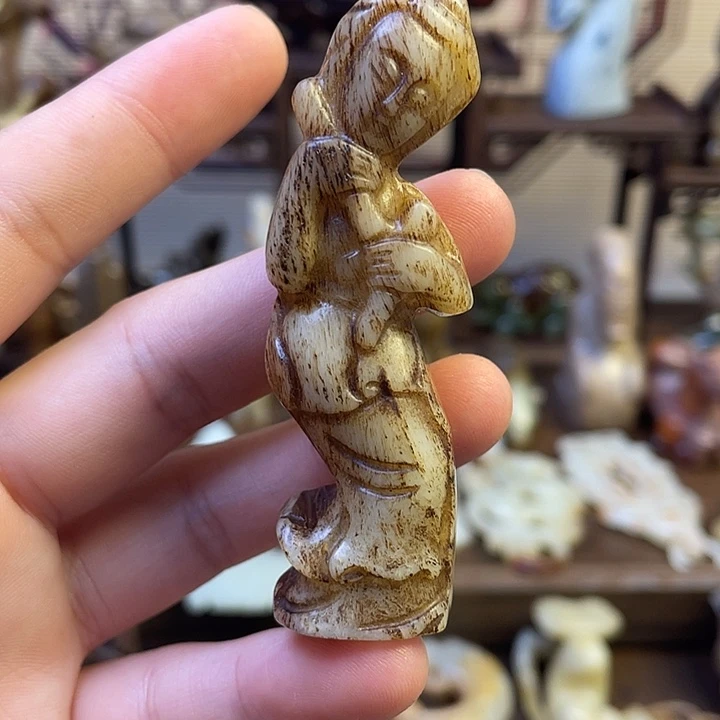 和田玉（糖玉）未镶嵌挂件