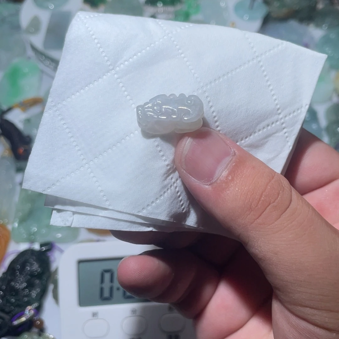 古***擦翡翠未镶嵌颈饰天然