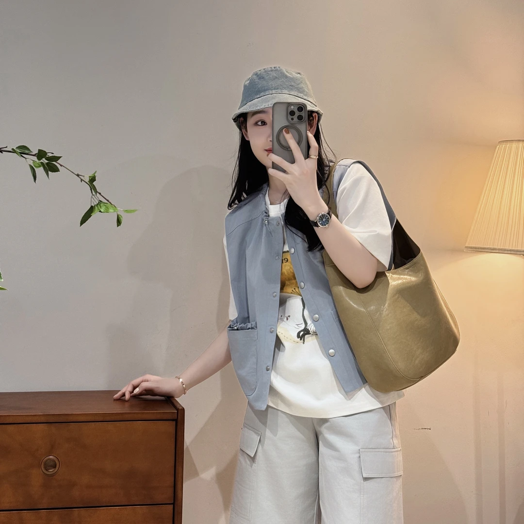 韩系时尚休闲潮流百搭舒适宽松纯色无袖圆领马甲女-J25102320