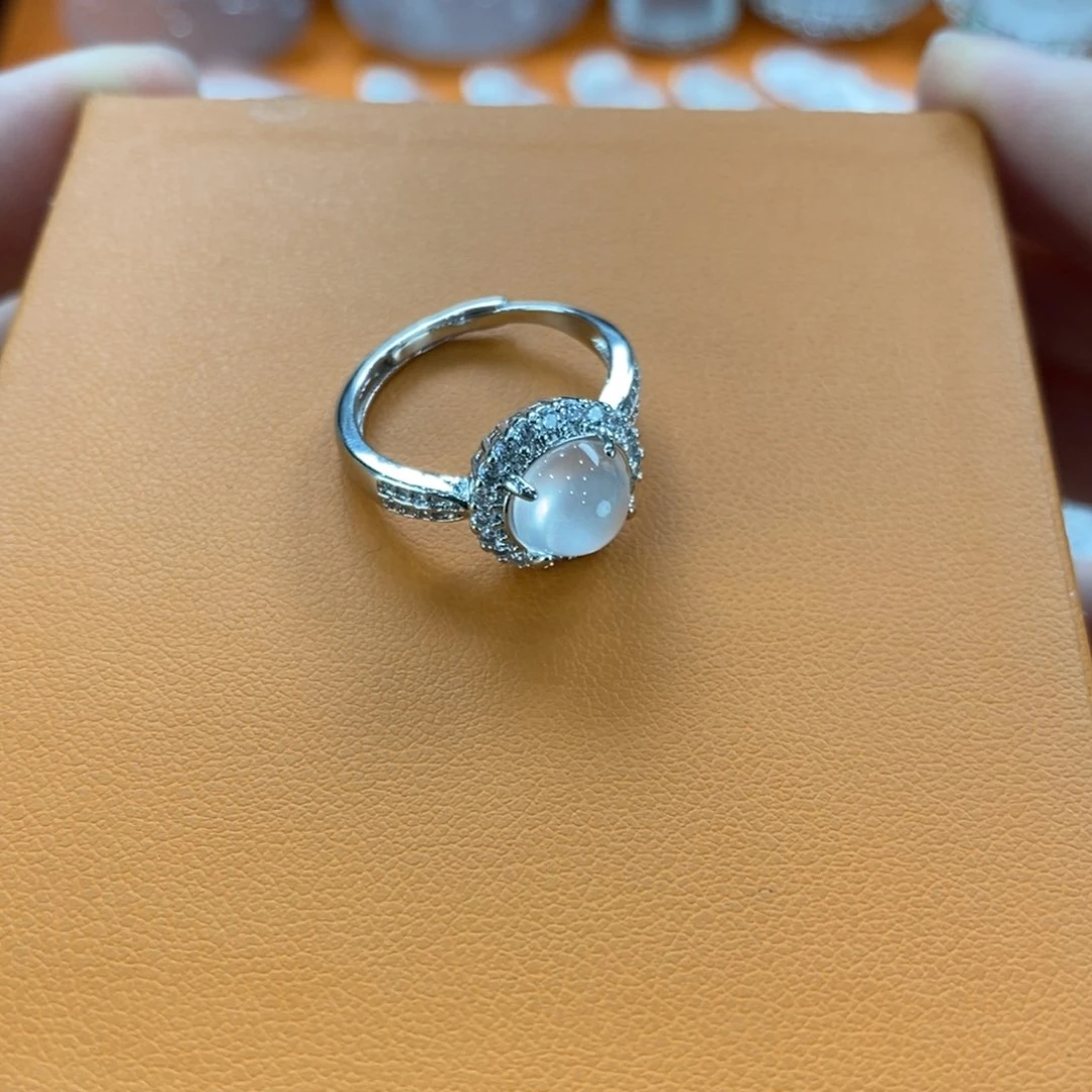 石英质玉合金吊坠(不含链)