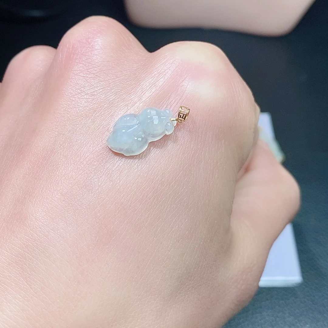 翡翠吊坠(不含链)18K金镶嵌