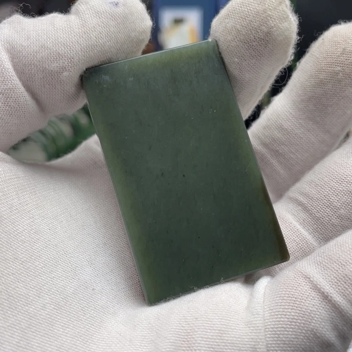 和田玉未镶嵌吊坠(不含链)青海料