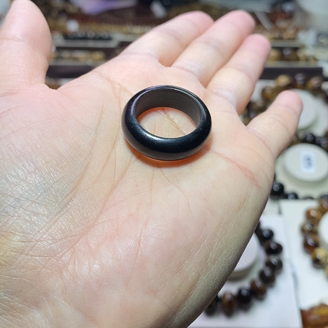 琥珀未镶嵌裸石煤精跑环（指环）