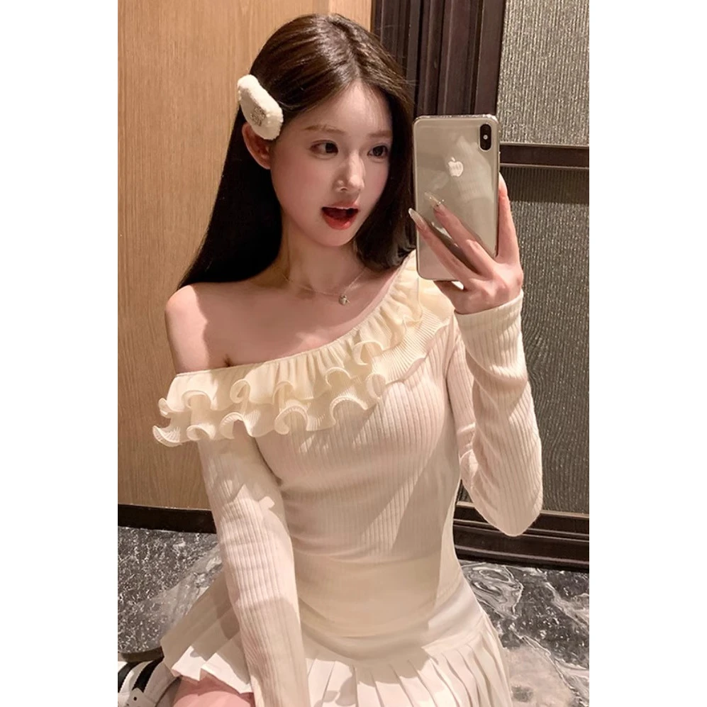 纯欲荷叶边一字肩斜肩长袖女秋季修身内搭打底衫露肩独特上衣衣服