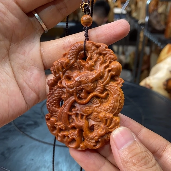 柏木（崖柏）手把件龙牌