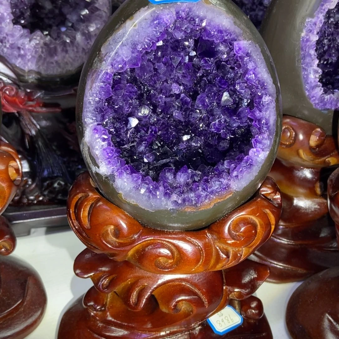 紫晶未镶嵌大型摆件（非配饰）小潘