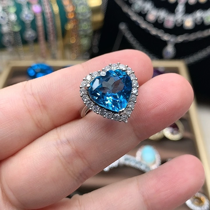 银S925镶嵌戒指托帕石