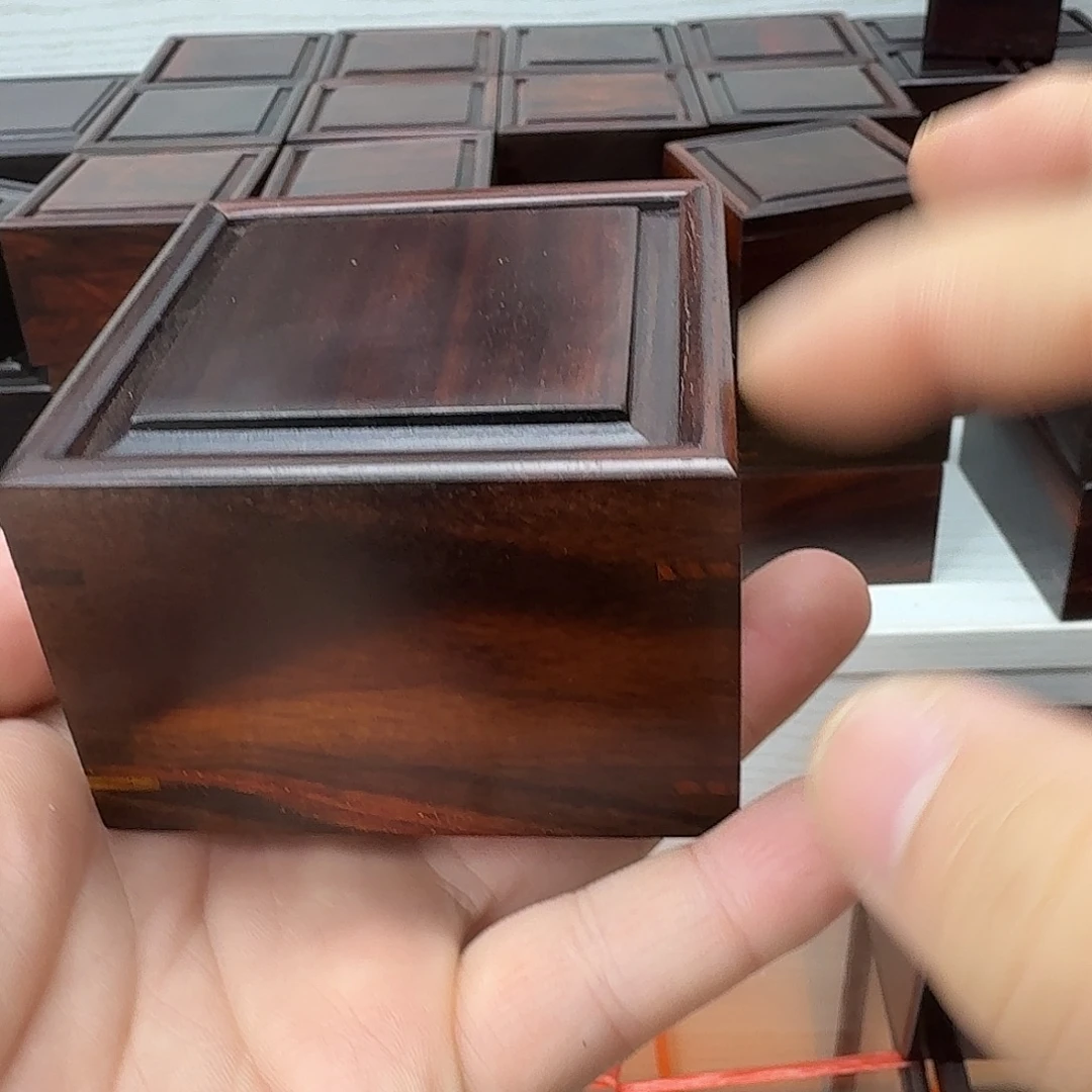 木大红酸枝7.5正方盒子