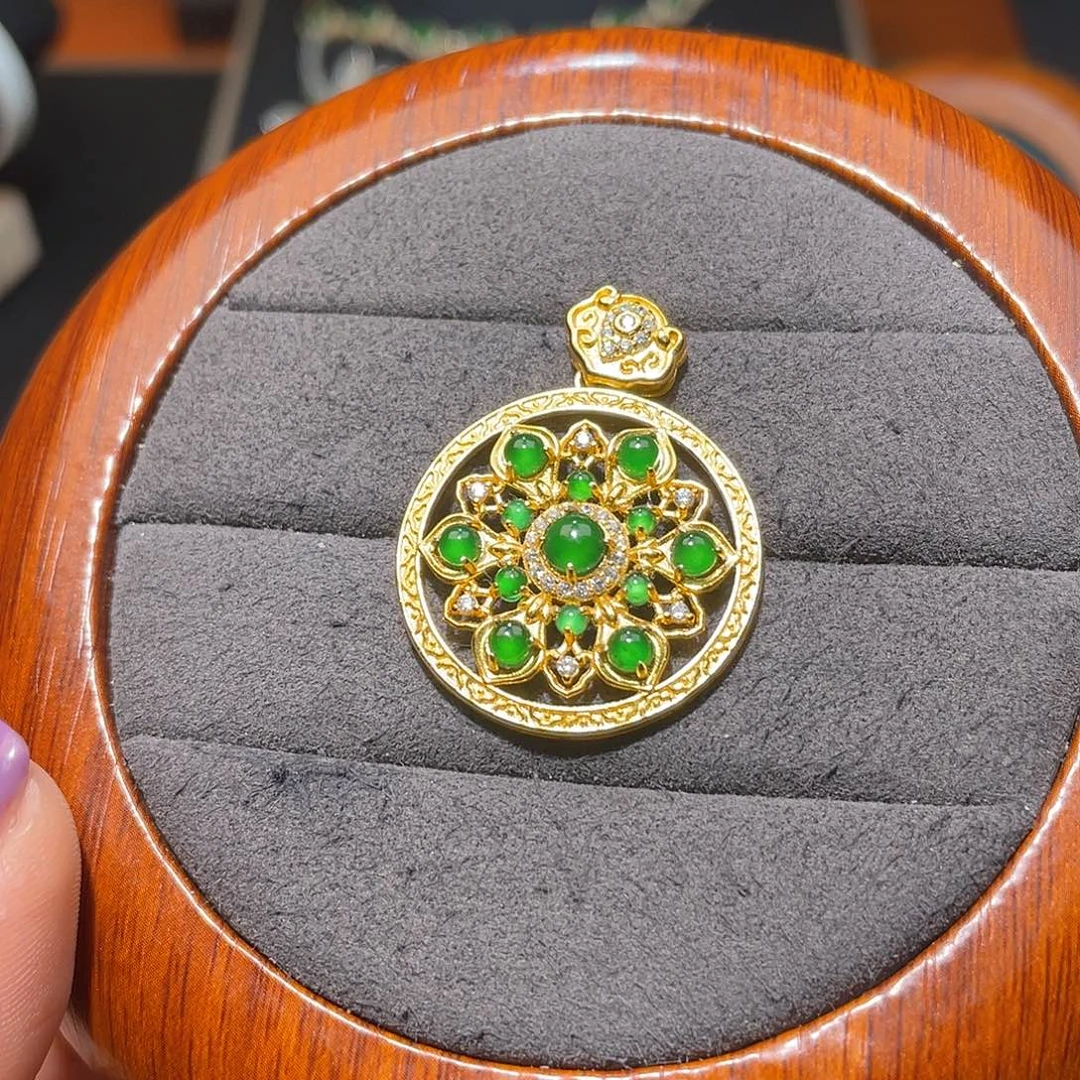 翡翠银S925镶嵌颈饰