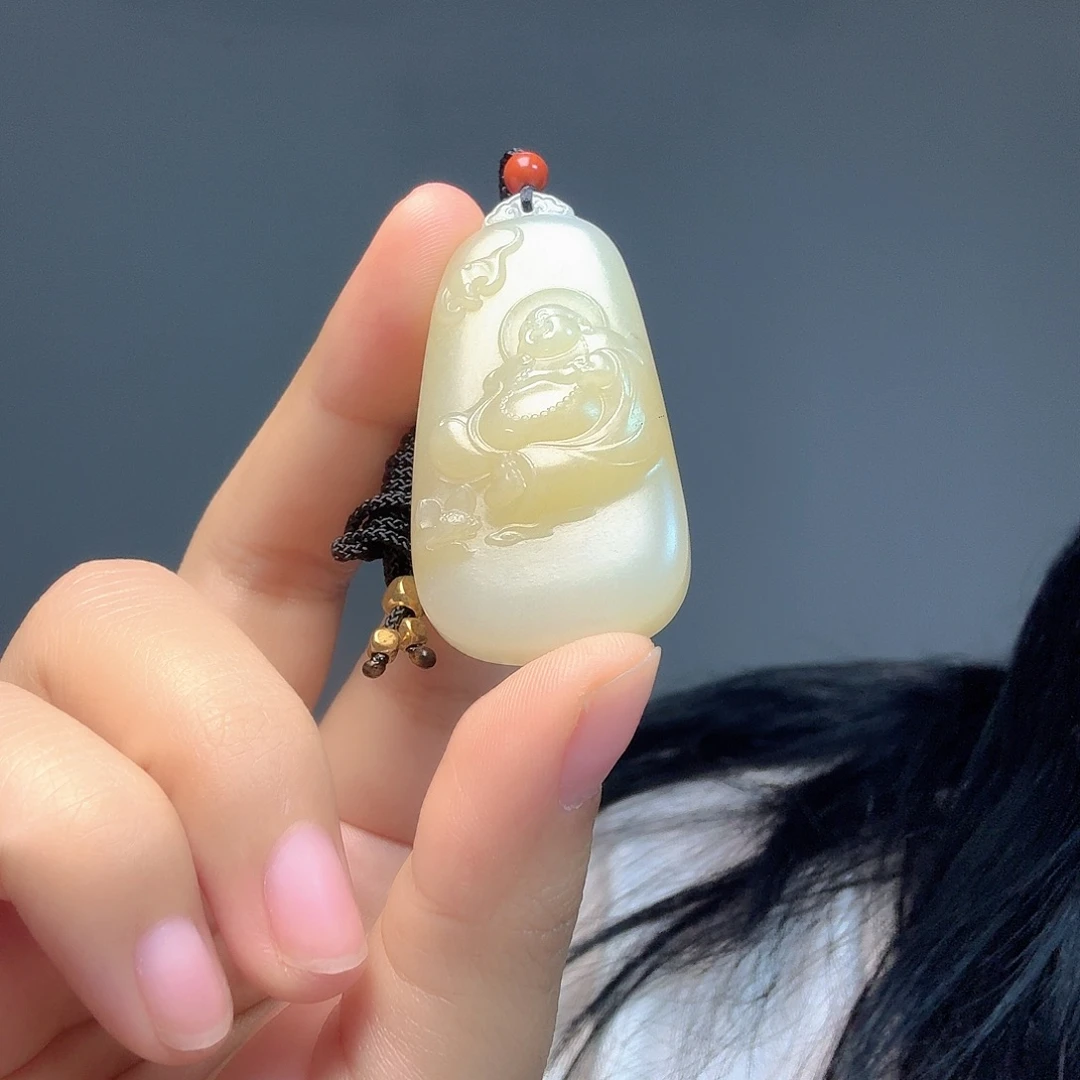 和田玉（糖玉）未镶嵌颈饰
