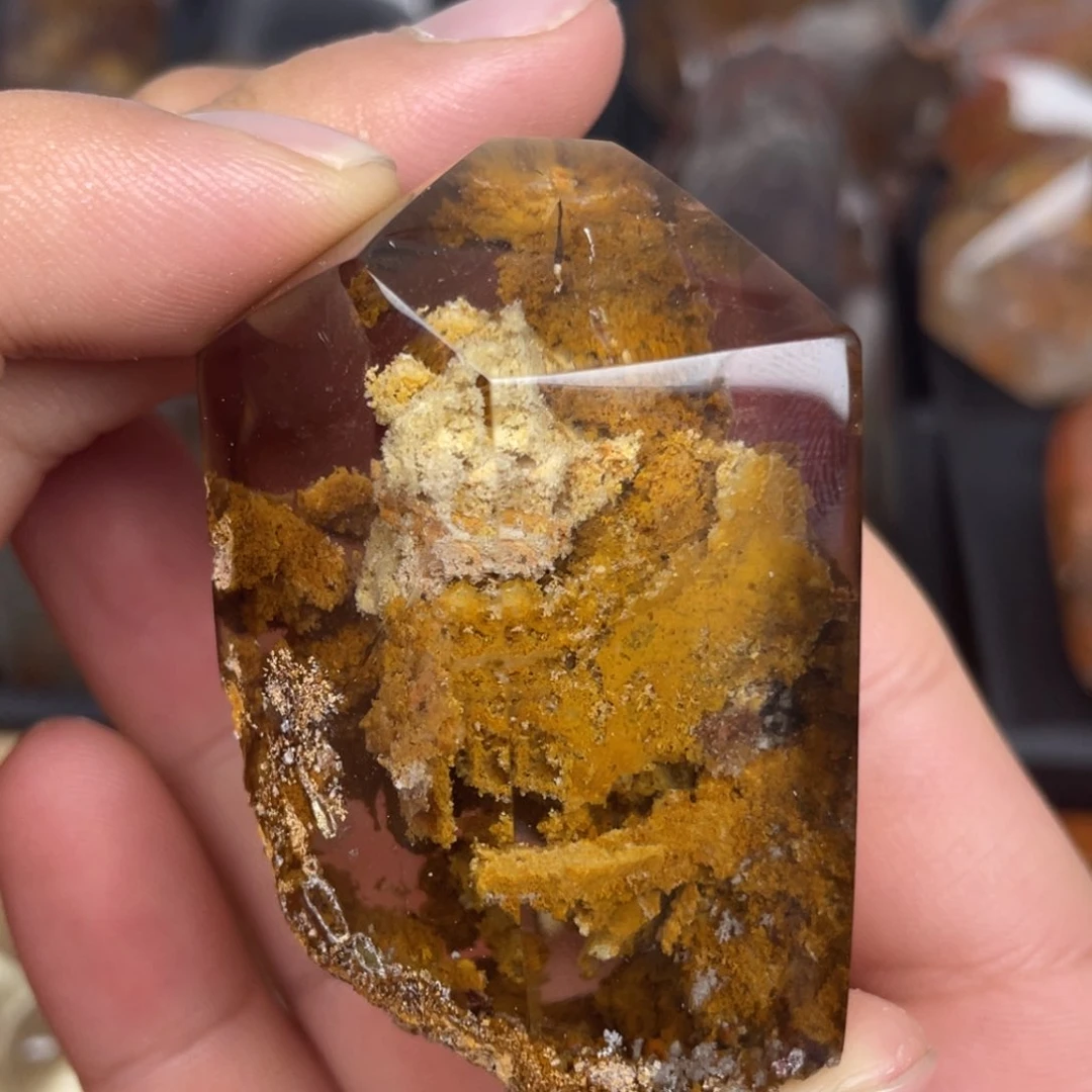 巴西黄幽灵景石未镶嵌水晶