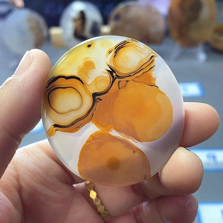 玛瑙/玉髓未镶嵌珠宝半成品