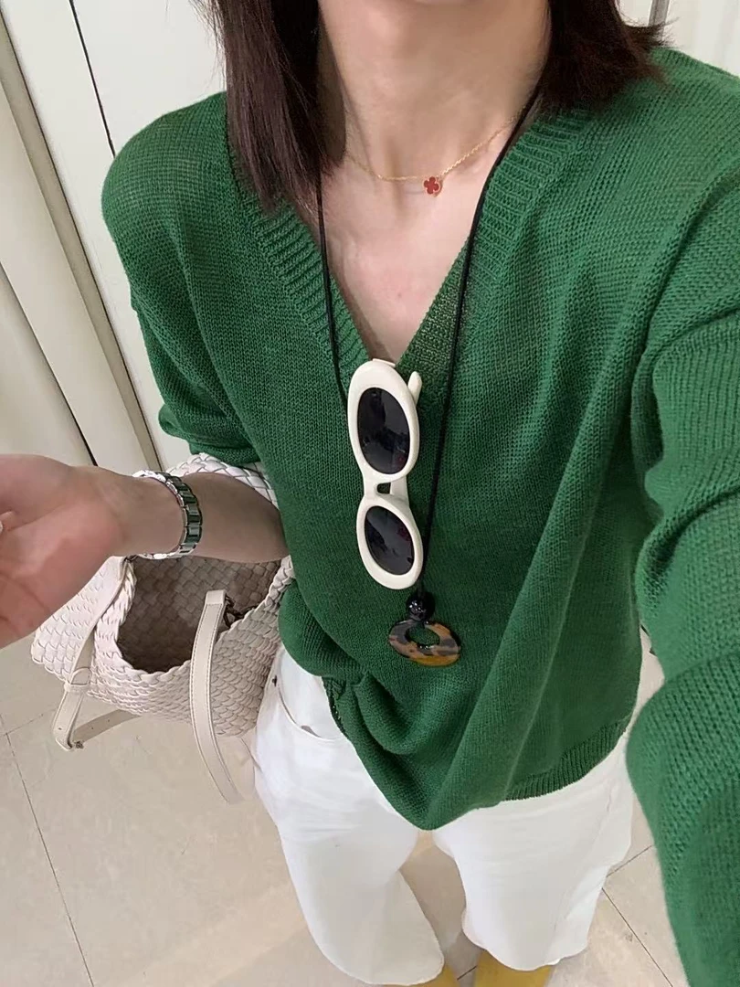 QianRH-9836春季新款简约慵懒风百搭V领休闲针织衫